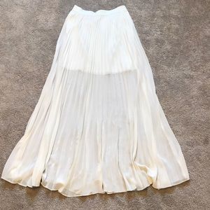 Shear skirt
